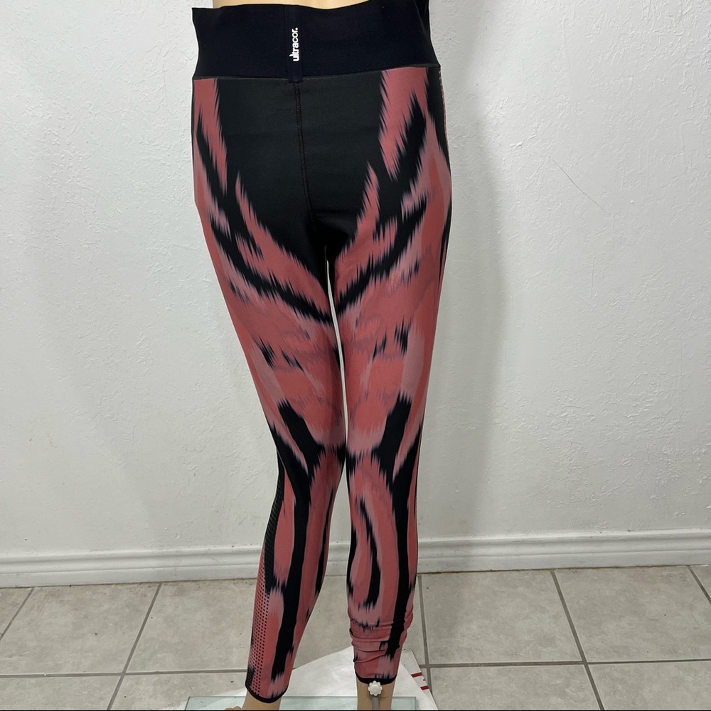 Ultracor Pinks & Black Contemporary Print Leggings - Picture 3 of 12
